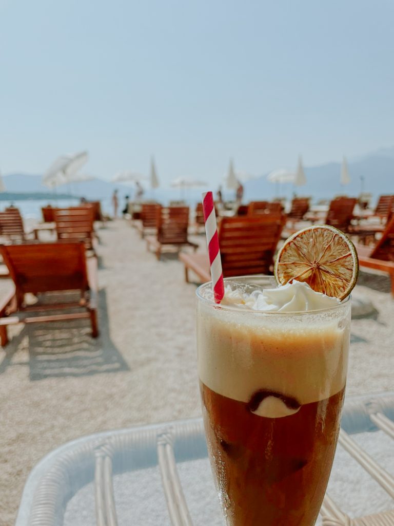 royal-town-kotor-royal-blue-beach-club-05